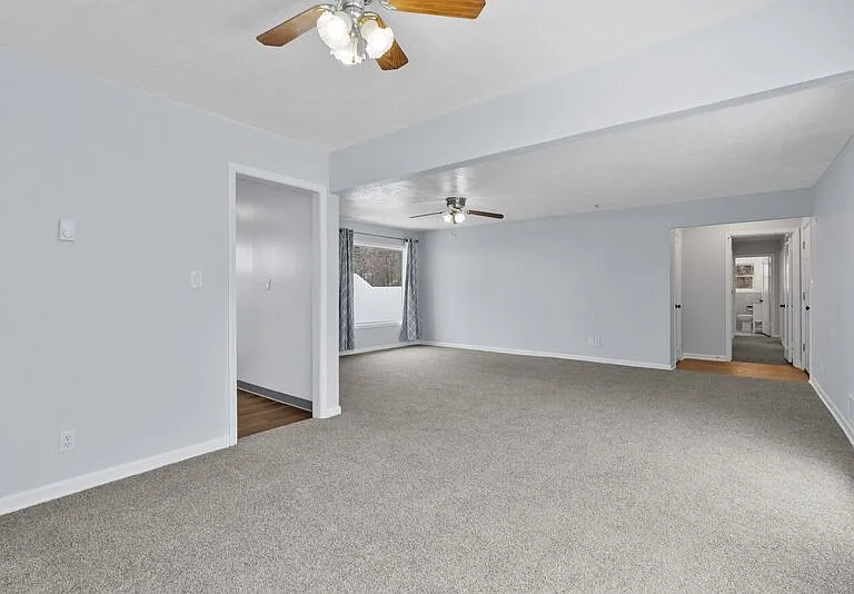 109 3rd St #1 — Photo 5