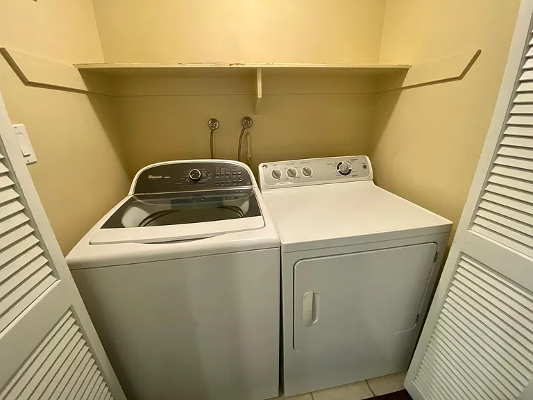 1651 S Juniper St #225 — Photo 8