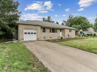 402 S James St, Champaign, IL 61821