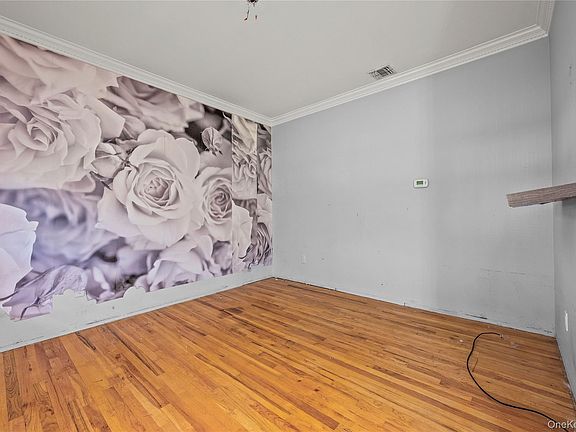 5th image of 477 Harrison Avenue