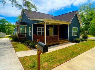 305 Martin Luther King Jr St, Carrollton, GA 30117