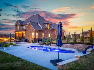 506 Carriage Ln, Lebanon, TN 37087
