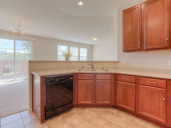 3rd image of 601 Menaul Blvd NE Unit 2303