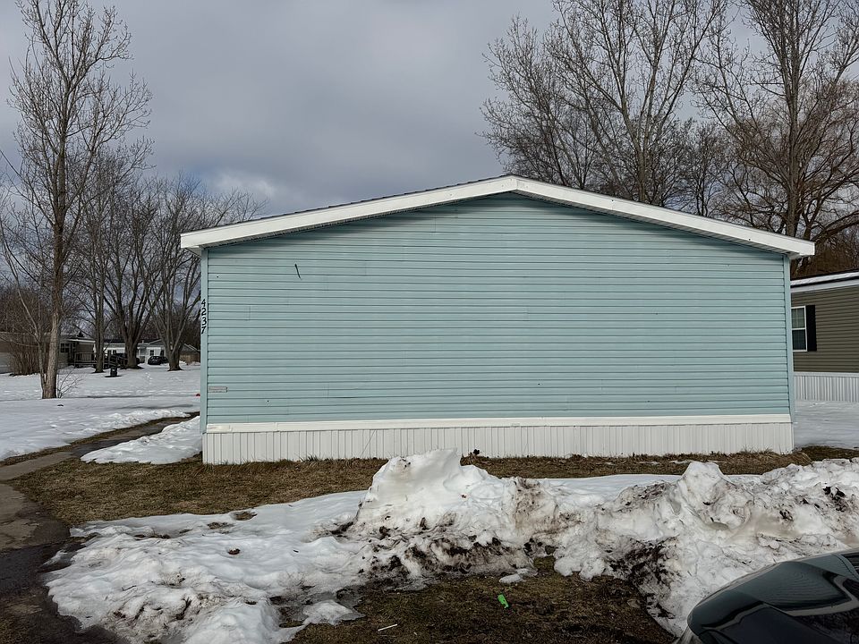 Exterior4