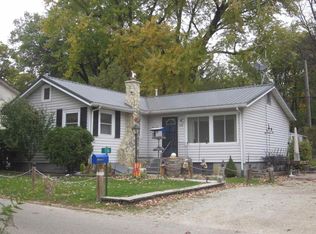 116 Beach Ave, Edgerton, WI
