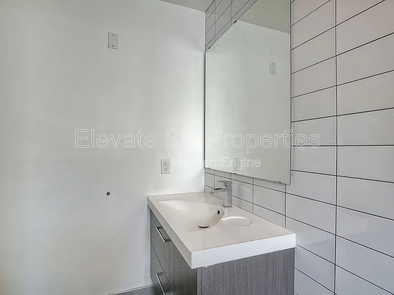 1965 Columbia St #6 — Photo 11