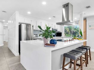 7830 NW 40th St, Hollywood, FL 33024