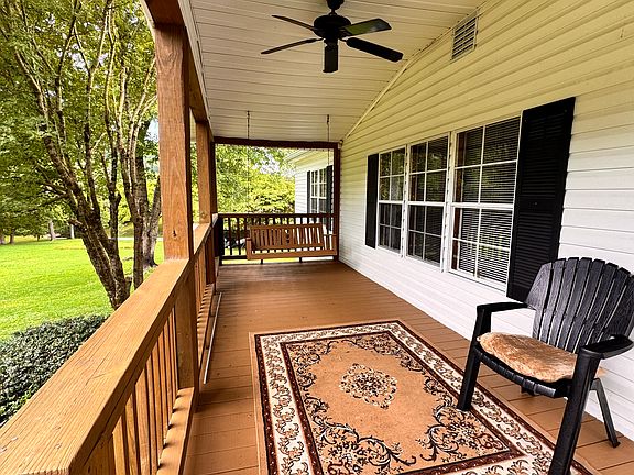 3rd image of 103 Johnson Ferry Ln
