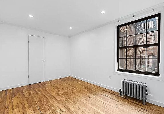 5th image of 211 W 149th St APT 2C