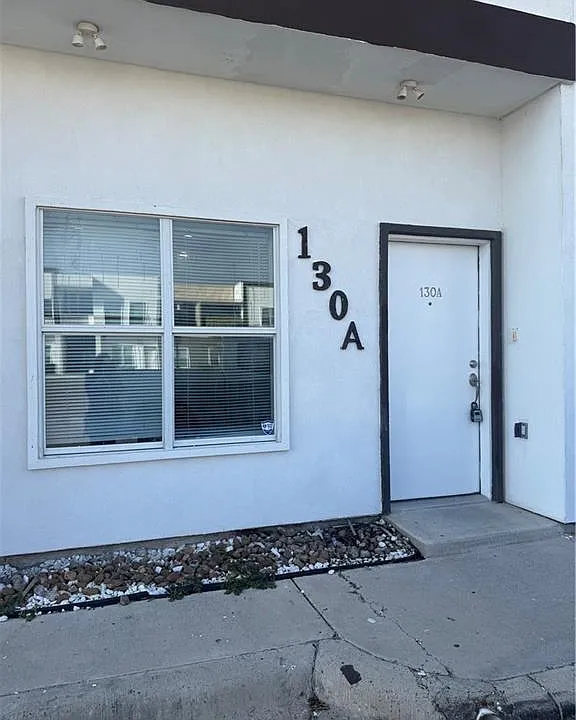 4217 Colbath Ave #130A