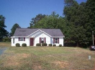 1124 Crescent Way, Wingate, NC 28174