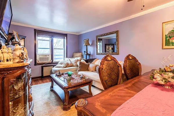 Sold by Prime Realty | media 9