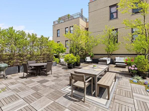 545 West 110th Street image 3 of 21