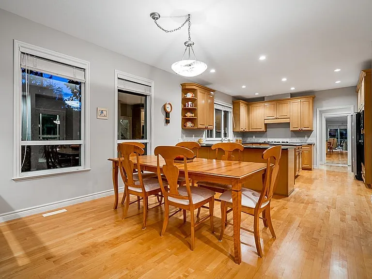 4751 Headland Dr — Photo 7