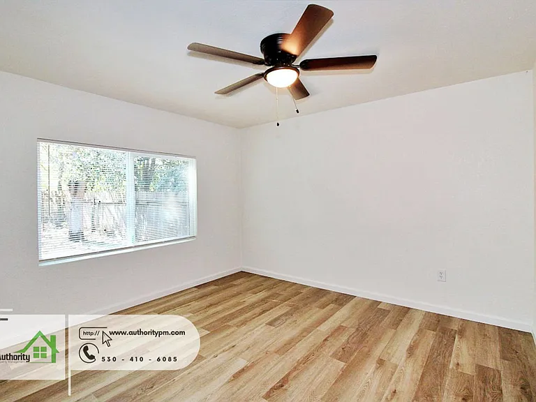 3210 Veda St — Photo 8