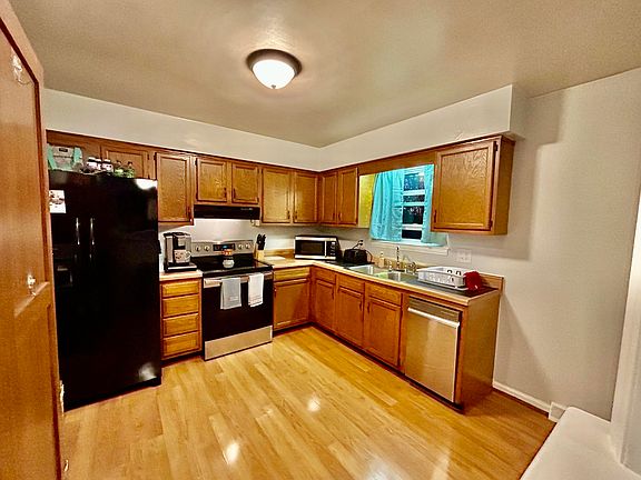 2nd image of 4730 Long Acre Dr NE