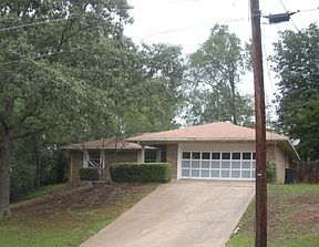 2nd image of 1321 Colgate Dr
