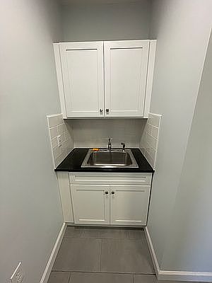 1st image of 26-08 Hoyt Ave S #2