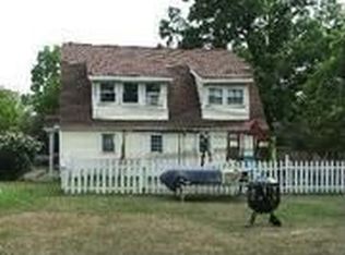 50 Park St, Hillsdale, MI 49242