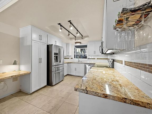 5th image of 1806 McKee St Unit A2