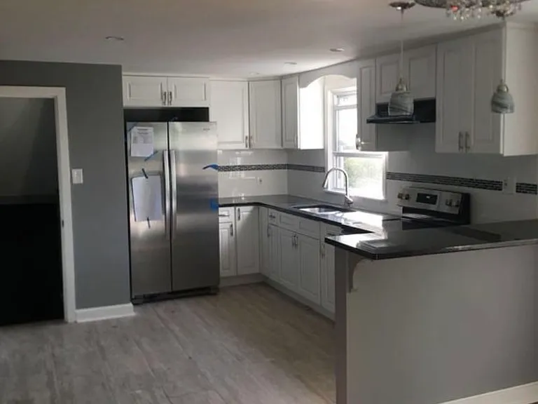 106 Meadowbrook Ln — Photo 9