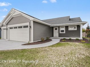 5875 Diamond Meadows Ln, Freeland, MI 48623
