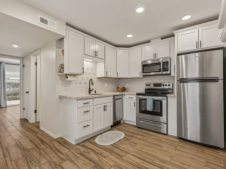 7818 E Glenrosa Ave #1 — Photo 7