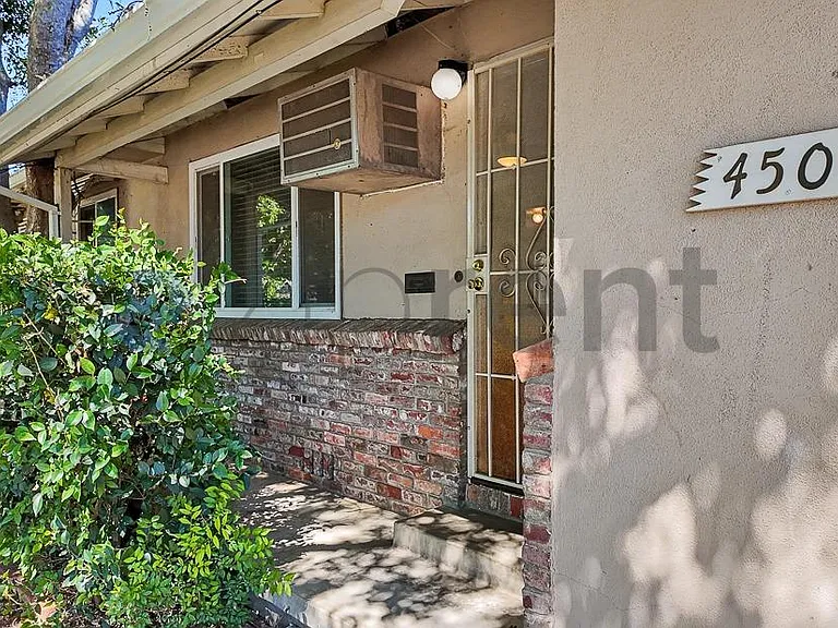 4501 58th St — Photo 3