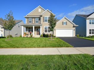 8342 Arrowwood Ln N, Maple Grove, MN 55369