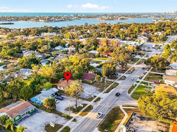 12574 Indian Rocks Rd, Largo, FL 33774