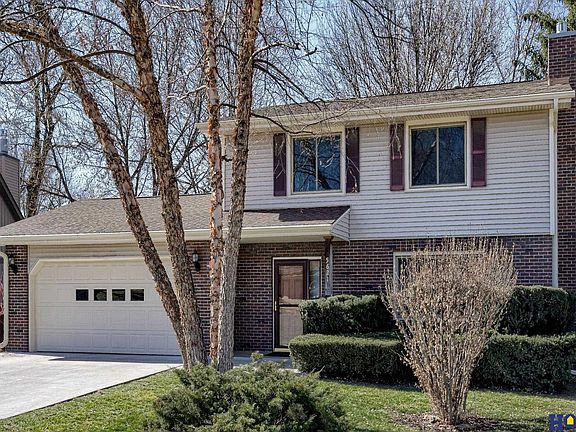 2nd image of 5621 Coyote Cir