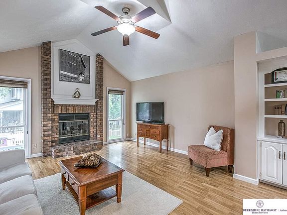 4th image of 3007 N 125th Ave