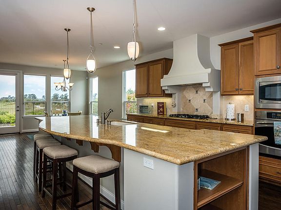 5th image of 1142 Vaquero Way
