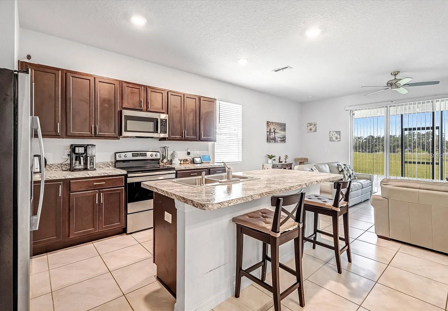141 Feltrim Reserve Blvd — Photo 2