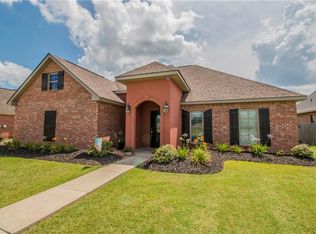 125 W Lakes Blvd, Alexandria, LA 71303