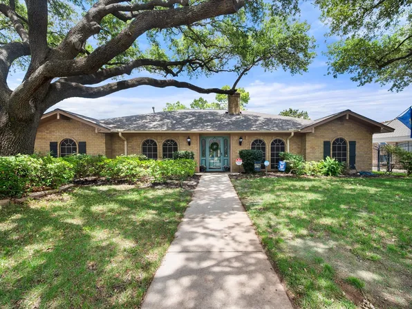 1307 S Westador Dr, Arlington, TX 76015