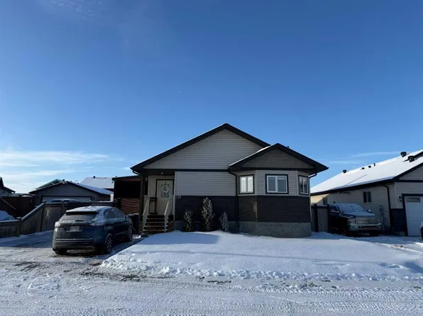 125 E Beardsley Cres, Wood Buffalo, AB T9H 2T5