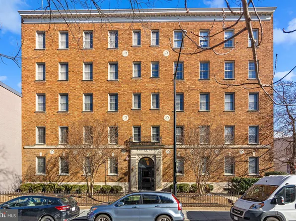 1417 Newton St NW APT 201, Washington, DC 20010