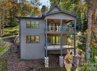 51 Bear Tree Cv, Canton, NC 28716