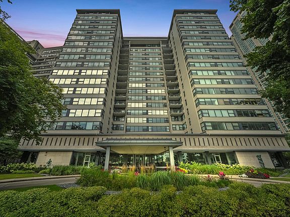 2nd image of 3430 N Lake Shore Dr APT 12J