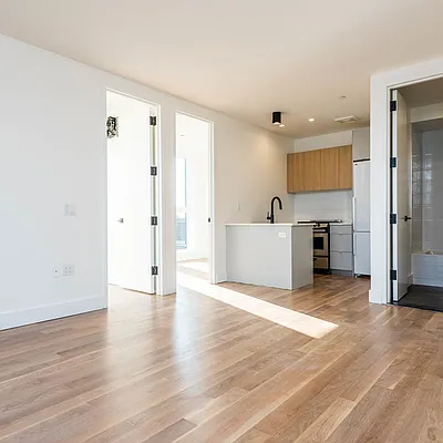 Rented by Nooklyn NYC LLC | media 43