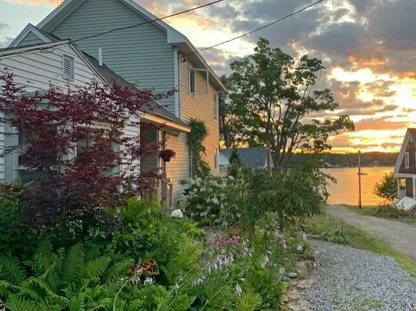 374 Island Avenue, Portland, ME 04108