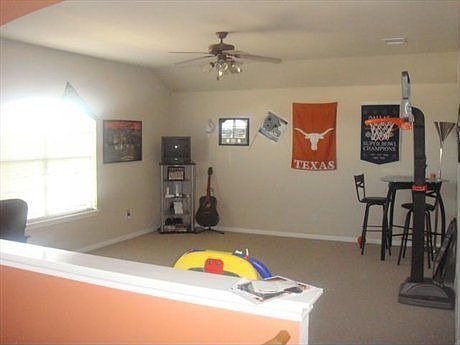 4th image of 18720 Dry Lake Ln