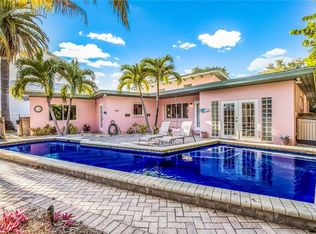 514 56th St, Holmes Beach, FL 34217