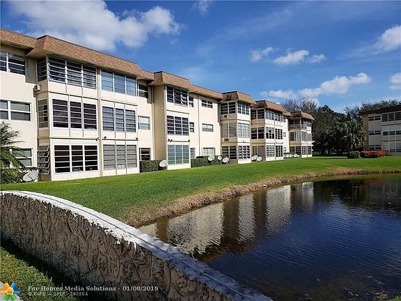 4th image of 4800 NW 35th St APT 506