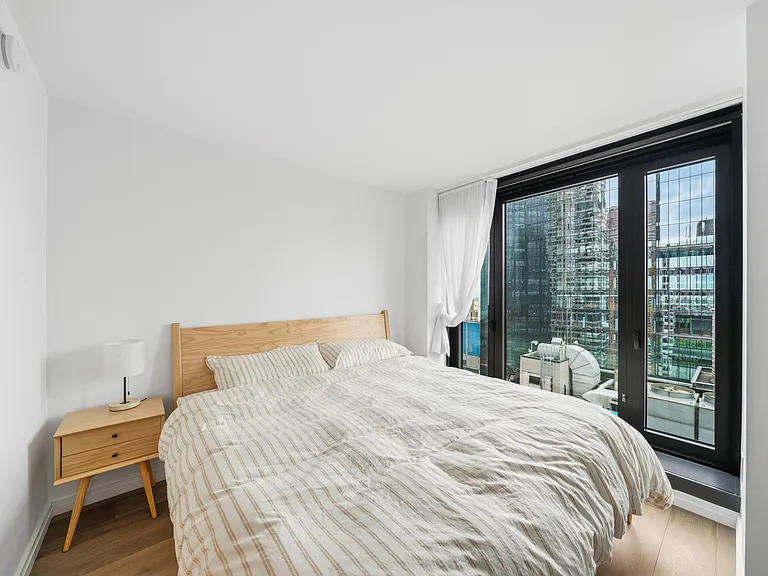 111 W 56th St #37L — Photo 7