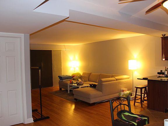 2nd image of 16W585 Mockingbird Ln APT 104
