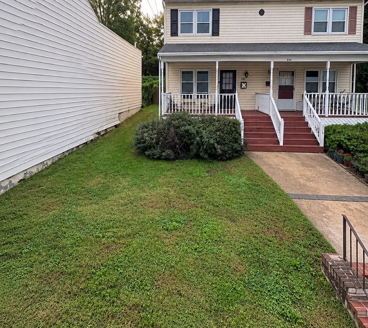 3 bed, 1.5 bath, 1600 sqft, $2,750 — Photo 1