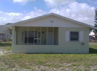 2711 Avenue M, Fort Pierce, FL 34947