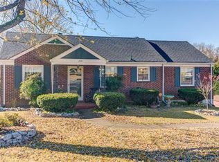 1718 Merritt Dr, Clarksville, TN